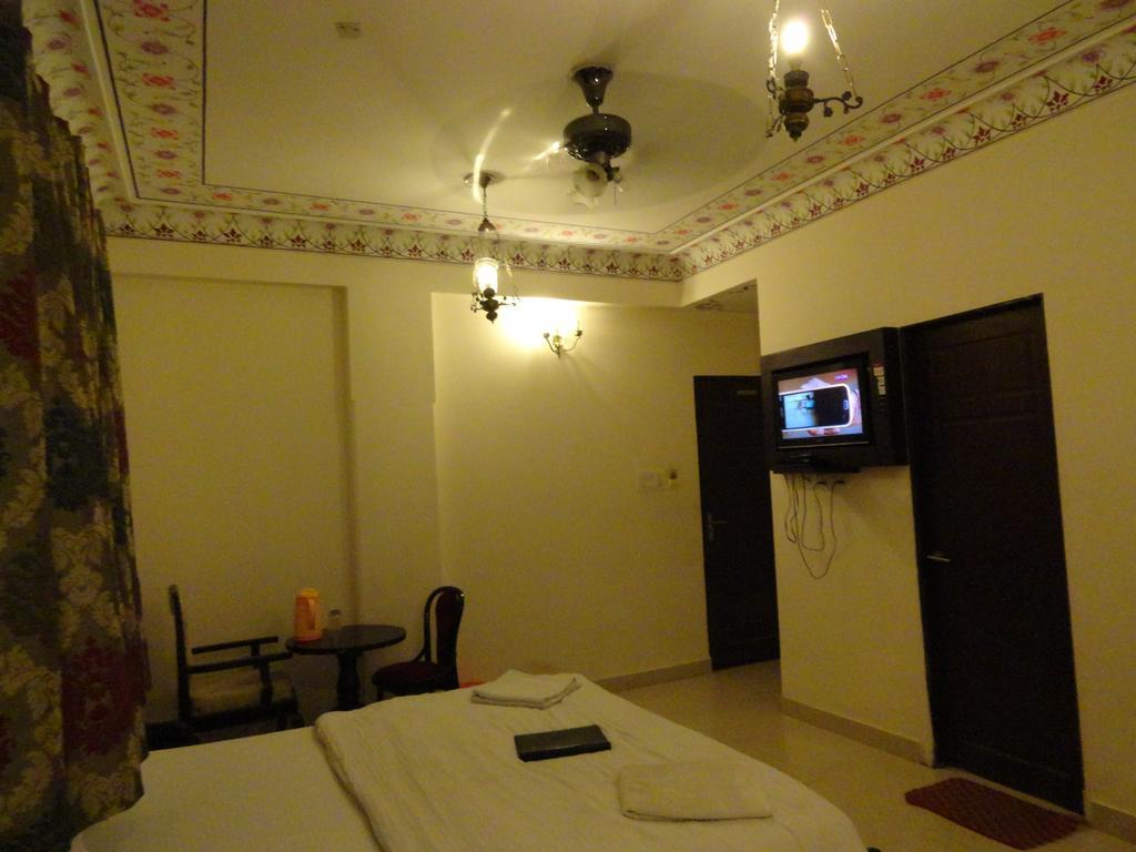 Hotel Miraya Jaipur Ngoại thất bức ảnh