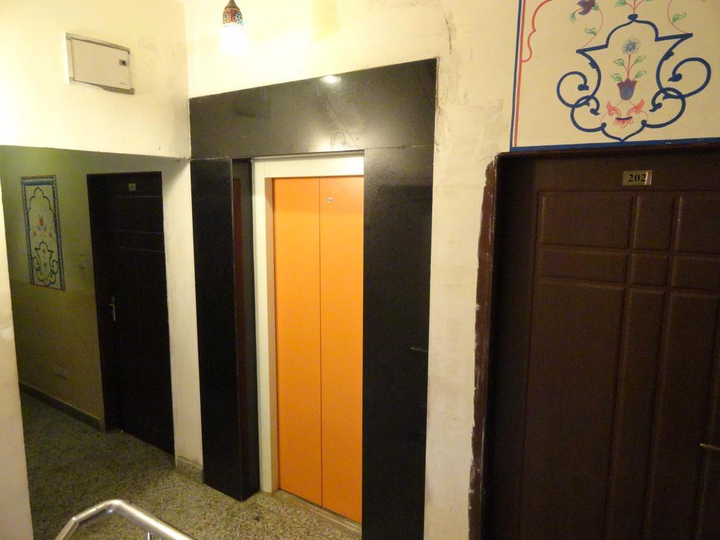 Hotel Miraya Jaipur Ngoại thất bức ảnh
