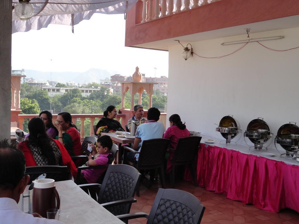 Hotel Miraya Jaipur Ngoại thất bức ảnh