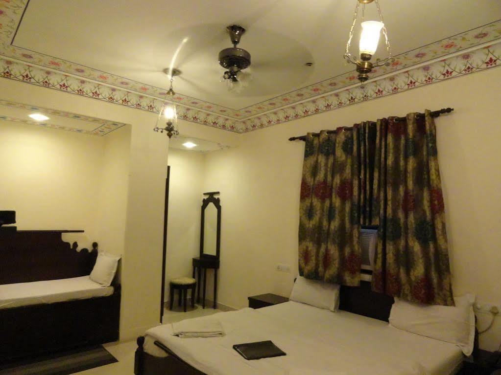 Hotel Miraya Jaipur Ngoại thất bức ảnh